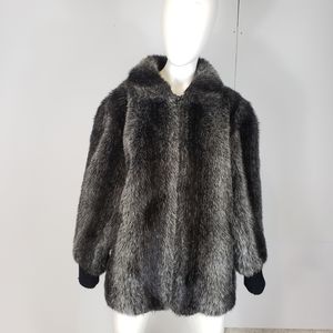 STYLE VI LTD Faux Fur Coat L